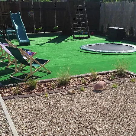 Zielone Drzwi 山林小屋